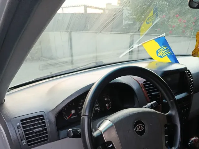 Kia Sorento - фото 3