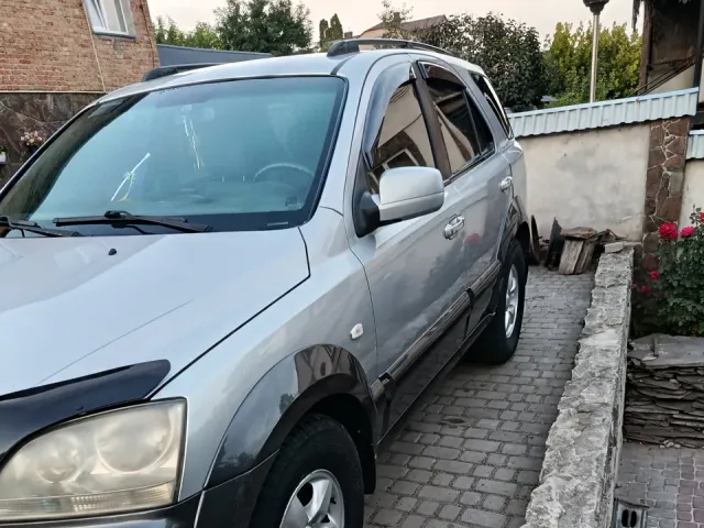 Kia Sorento - фото 5