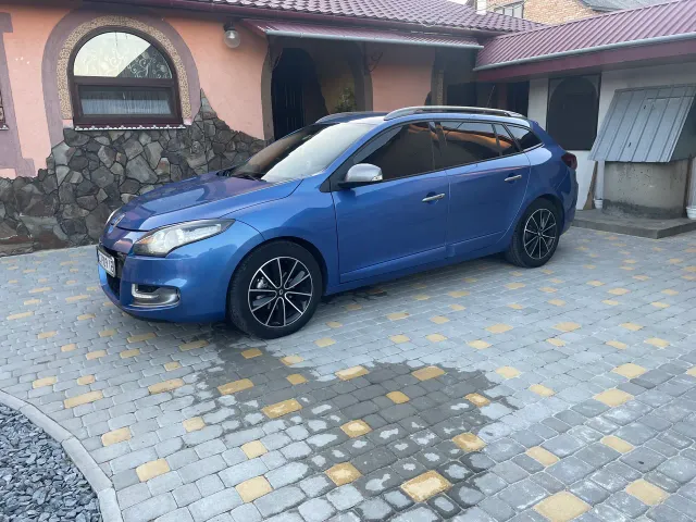 Renault Megane - фото 3