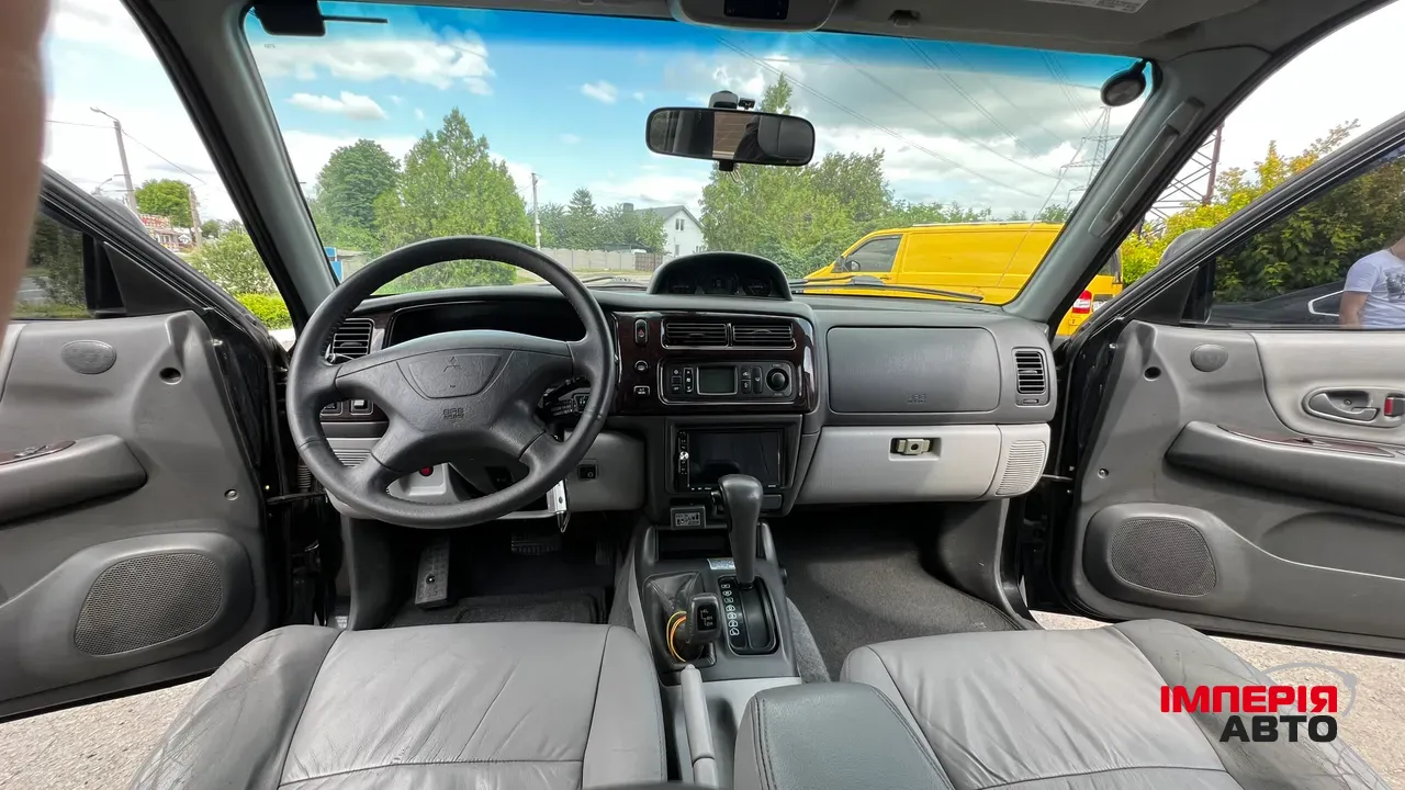 Mitsubishi Pajero Sport - фото 9