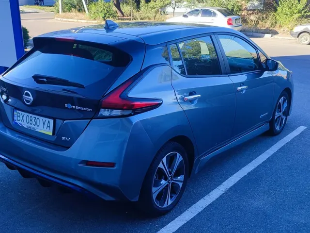 Nissan Leaf - фото 4