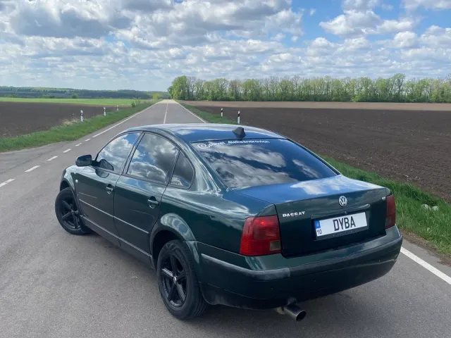 Volkswagen Passat - фото 3