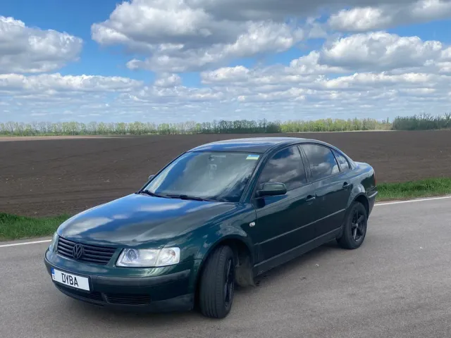 Volkswagen Passat - фото 2