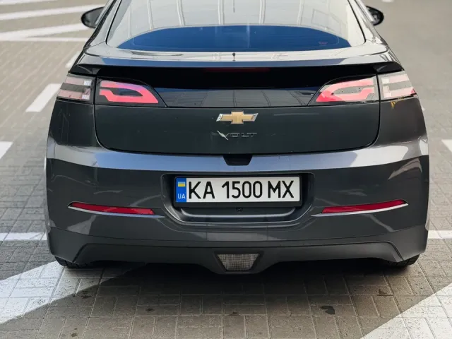Chevrolet Volt - фото 1