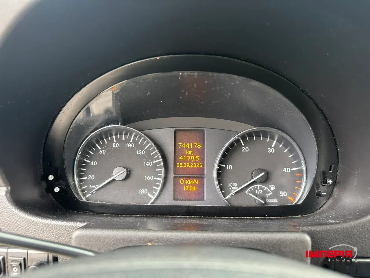 Mercedes-Benz Vito - фото 18