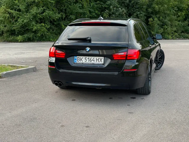 BMW 5 серії - фото 2