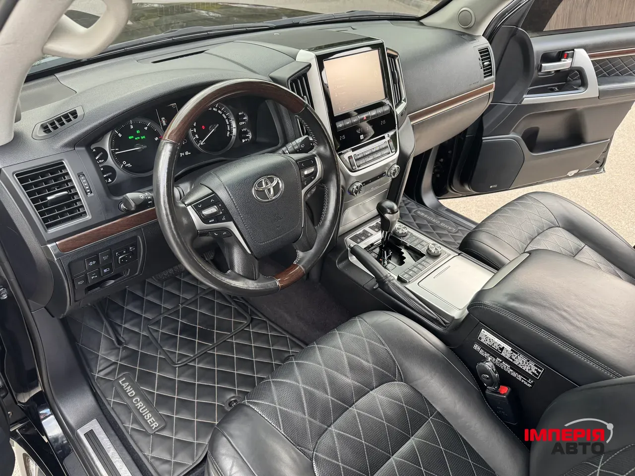 Toyota Land Cruiser - фото 13