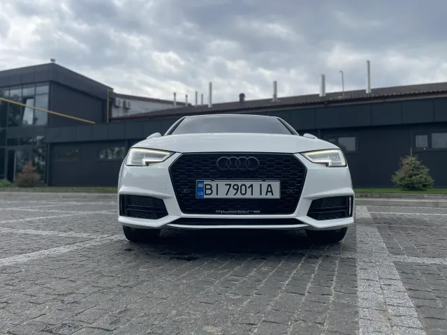 Audi A4 - фото 5