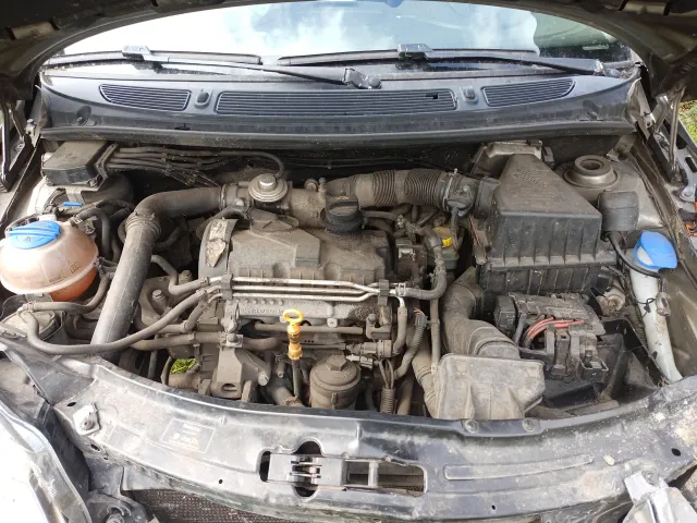 Skoda Fabia - фото 2