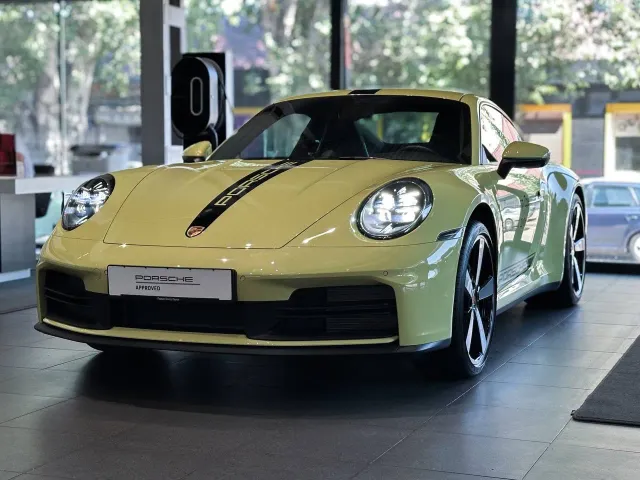 Porsche 911 - фото 1