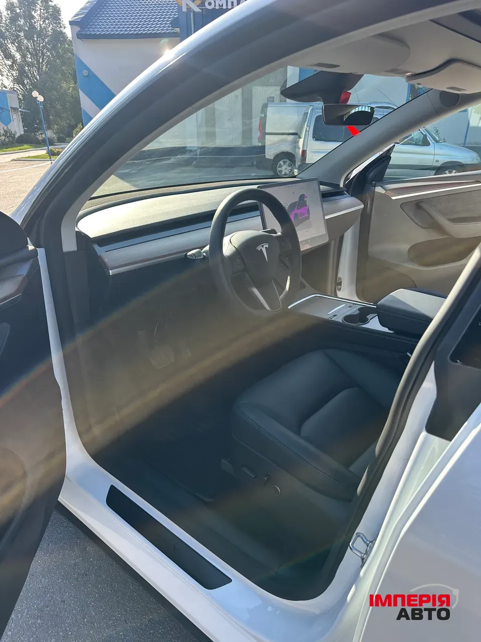 Tesla Model Y - фото 14