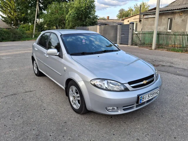 Chevrolet Lacetti - фото 1