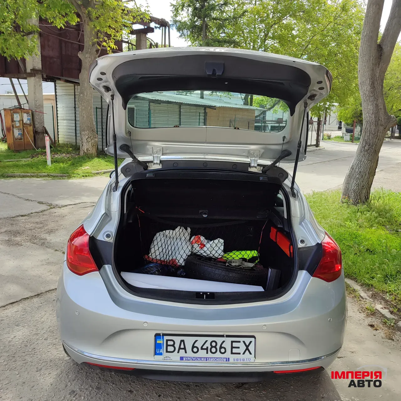 Opel Astra - фото 11