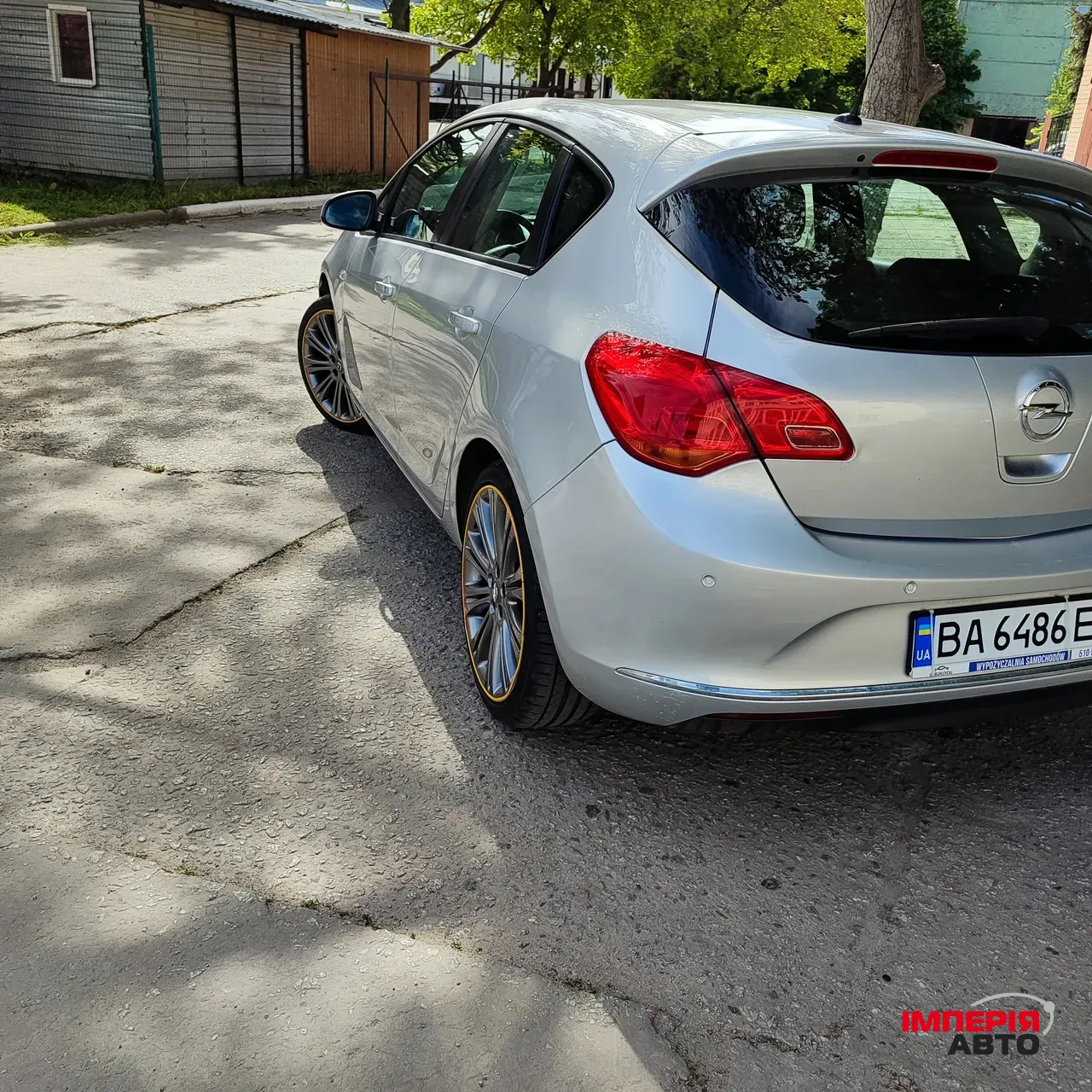 Opel Astra - фото 6