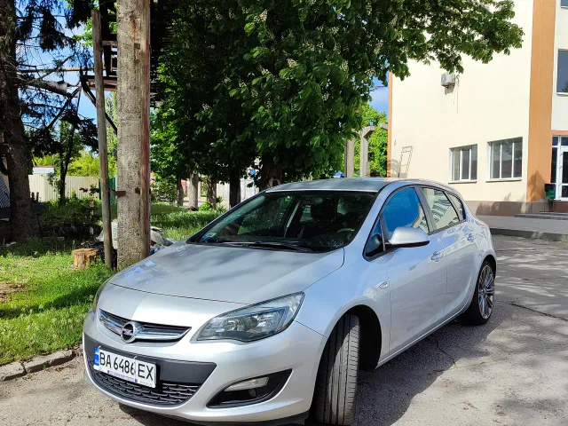 Opel Astra - фото 5