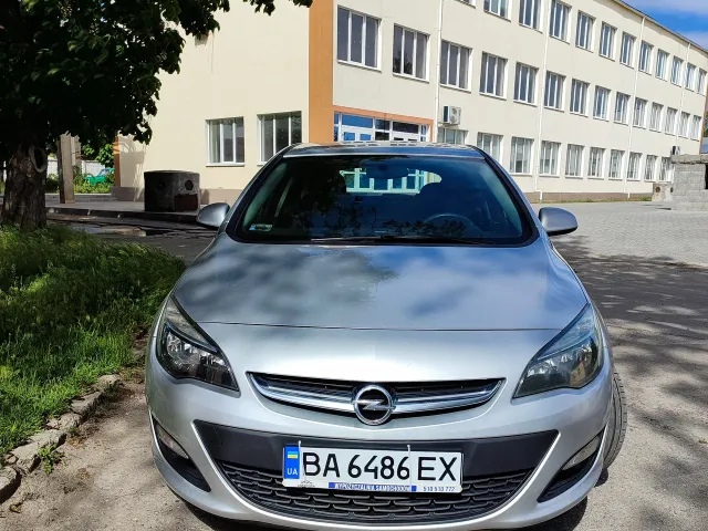 Opel Astra - фото 4