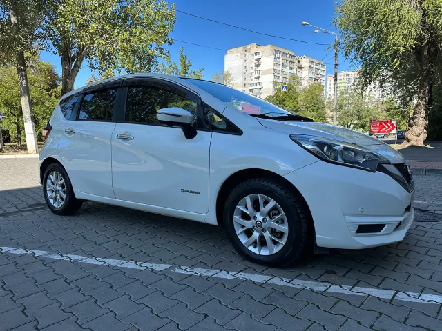 Nissan Note - фото 2