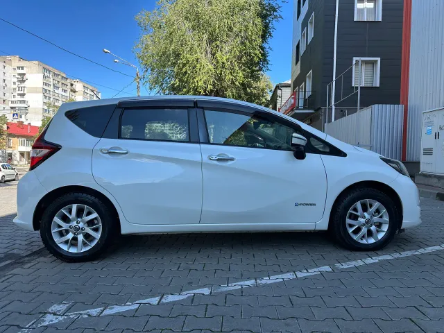 Nissan Note - фото 1
