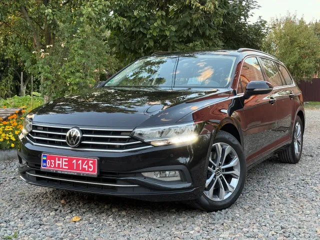 Volkswagen Passat - фото 2