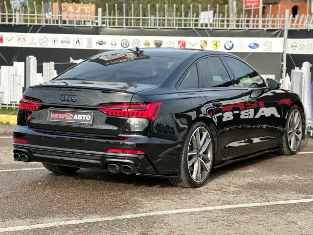 Audi S6 - фото 2