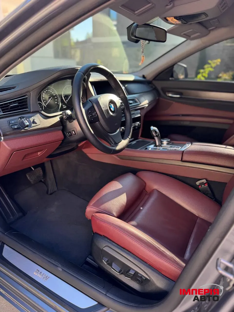 BMW 7 серії - фото 8