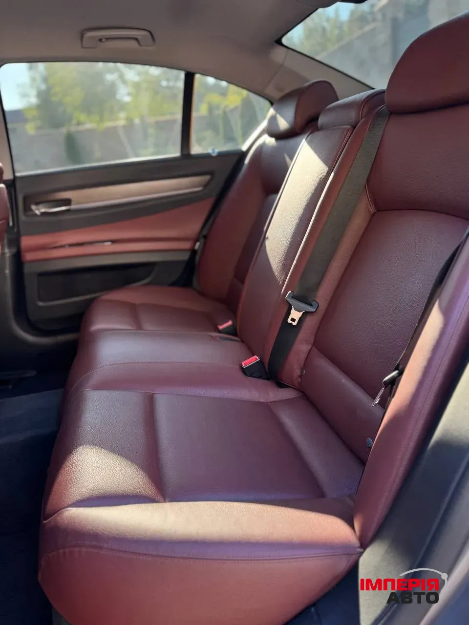 BMW 7 серії - фото 13