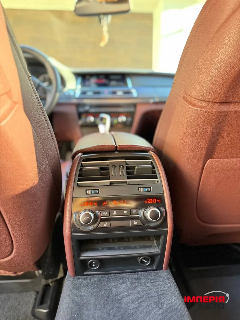 BMW 7 серії - фото 12