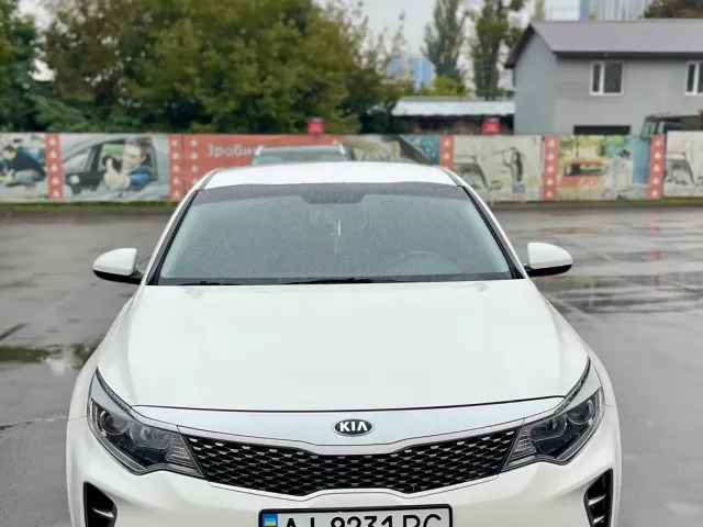 Kia K5 - фото 2