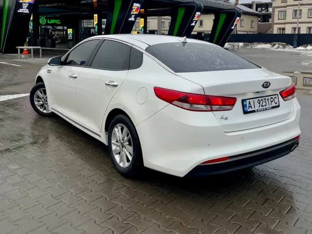 Kia K5 - фото 5
