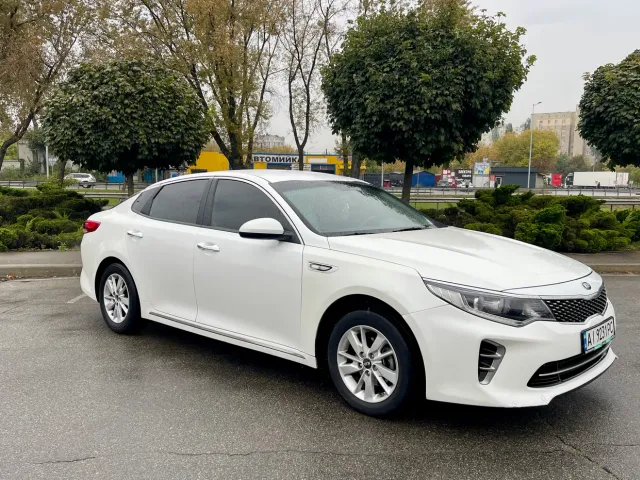 Kia K5 - фото 3
