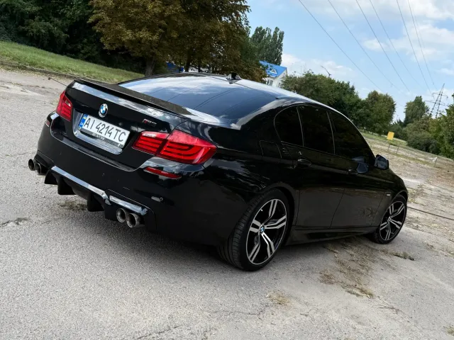 BMW 5 серії - фото 4