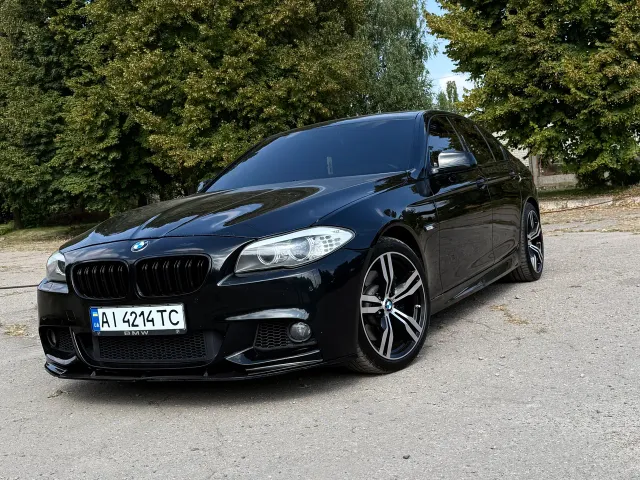 BMW 5 серії - фото 1