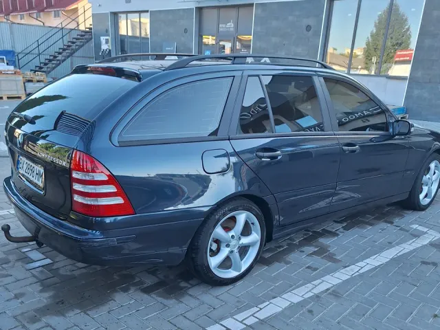 Mercedes-Benz C-Класс - фото 5