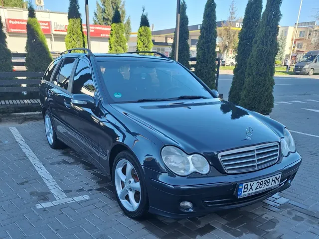 Mercedes-Benz C-Класс - фото 3