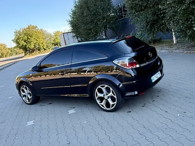 Opel Astra - фото 4