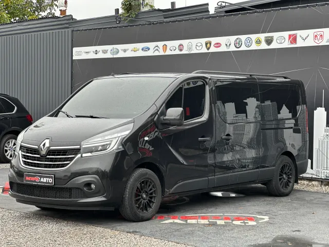 Renault Trafic - фото 1