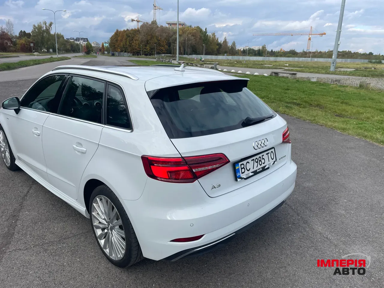 Audi A3 - фото 8