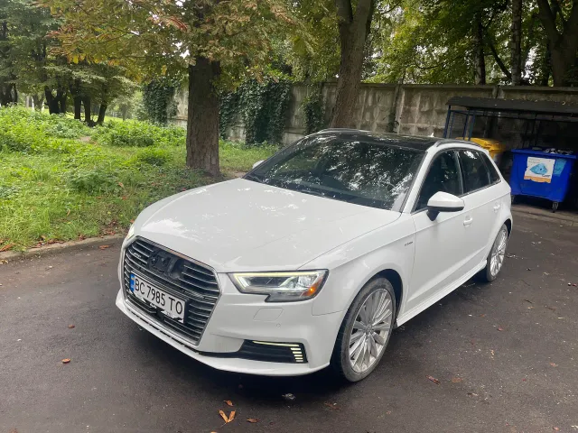 Audi A3 - фото 1