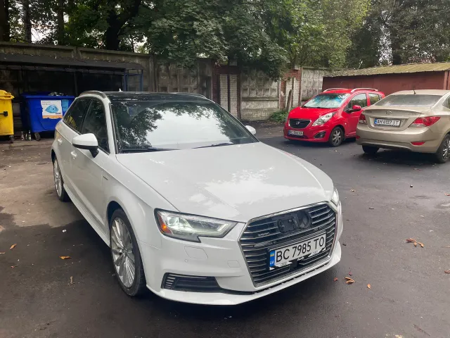 Audi A3 - фото 5