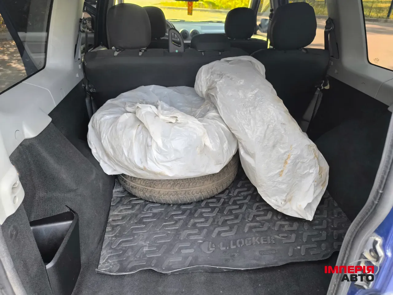 Dacia Logan - фото 10