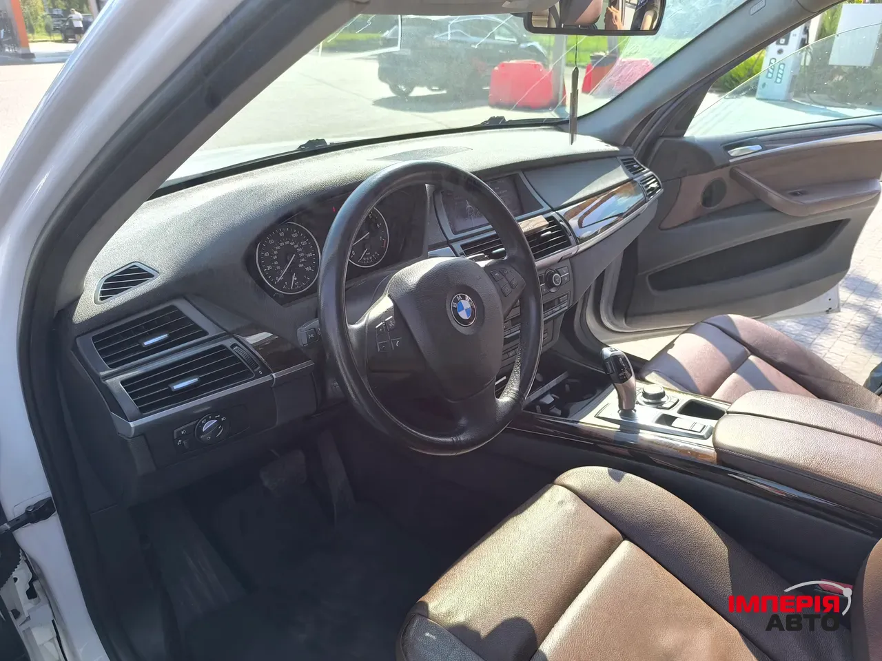 BMW X5 - фото 15