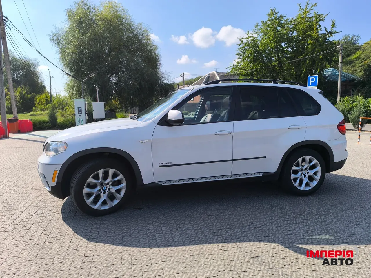 BMW X5 - фото 28