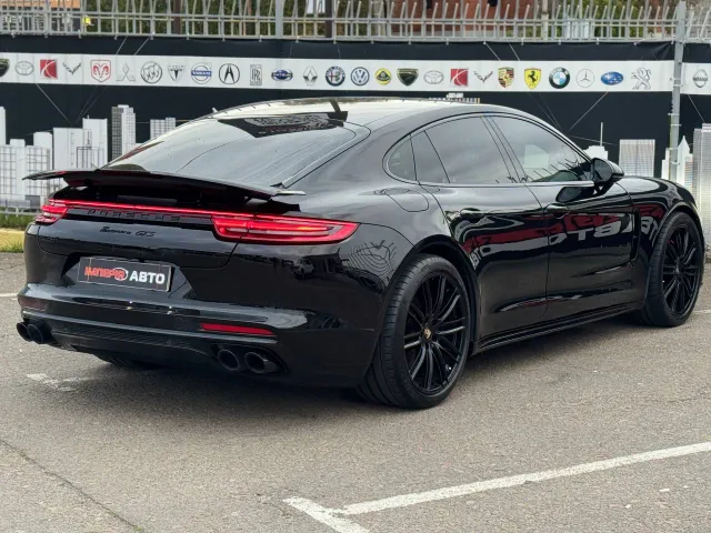 Porsche Panamera - фото 4