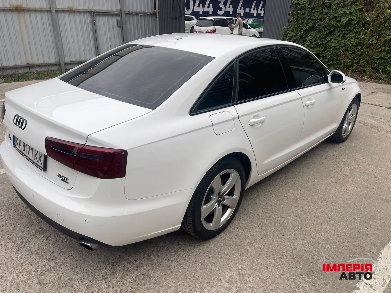 Audi A6 - фото 12