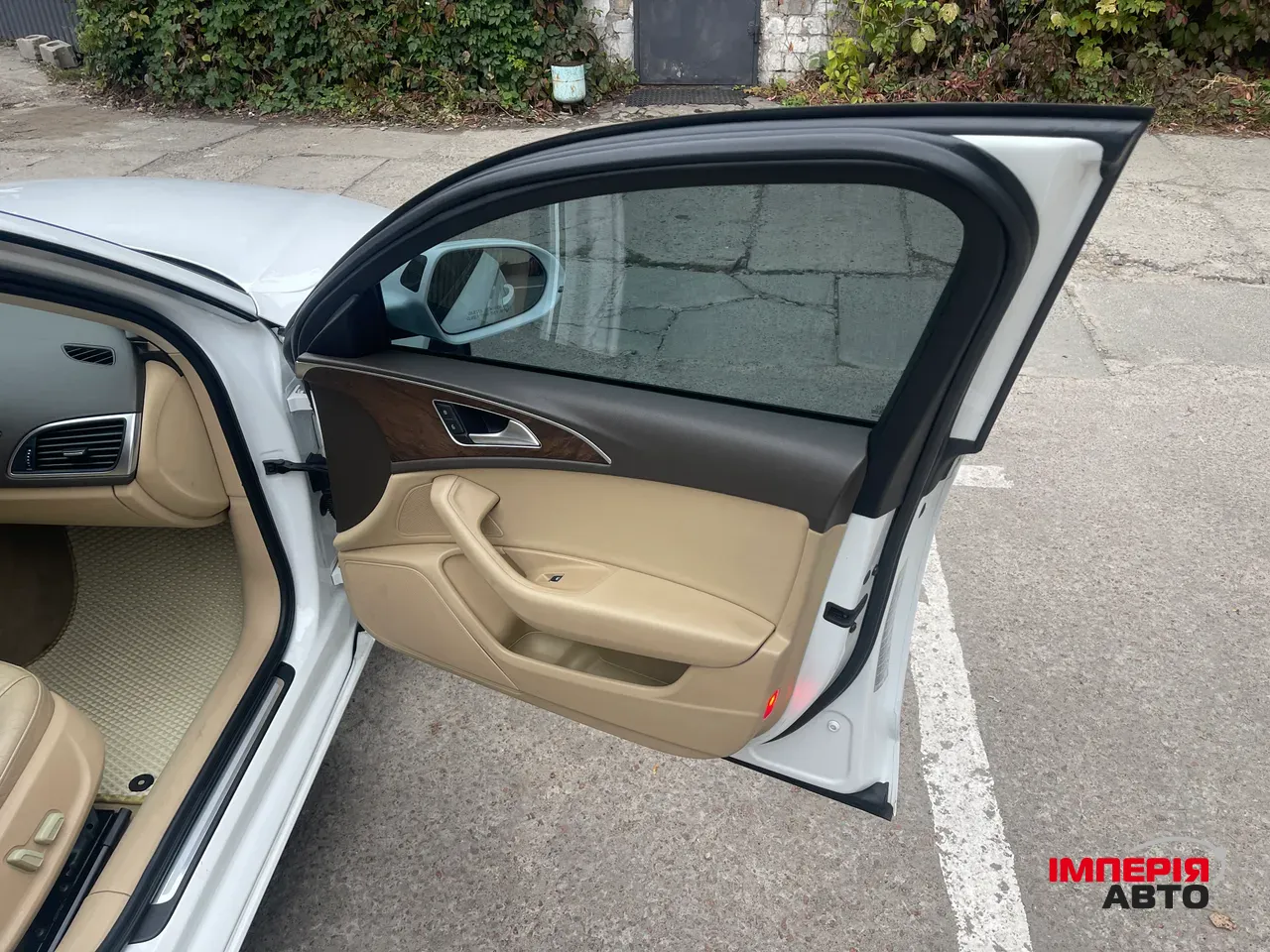 Audi A6 - фото 5