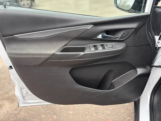 Chevrolet Bolt EUV - фото 4