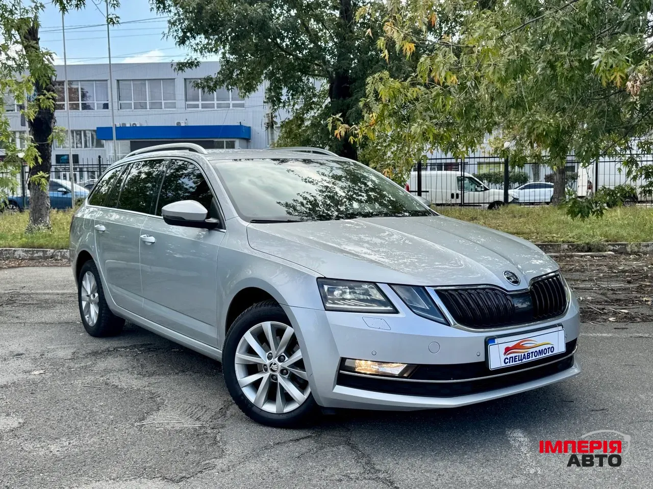 Skoda Octavia - фото 1
