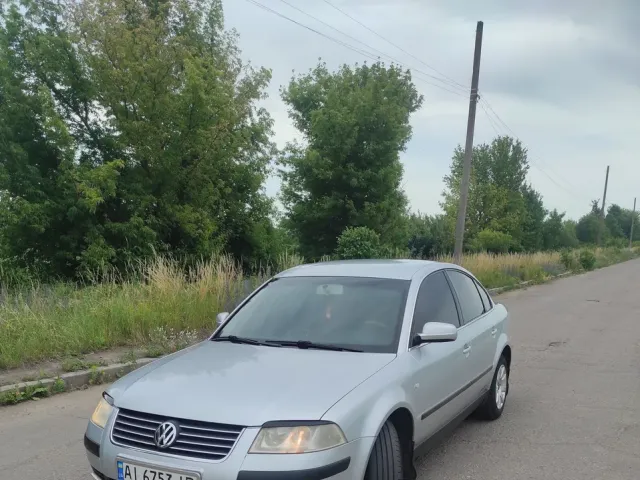 Volkswagen Passat - фото 3