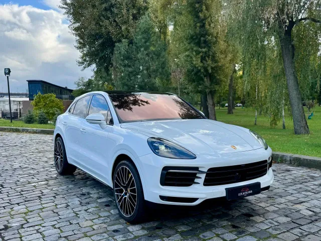 Porsche Cayenne - фото 1