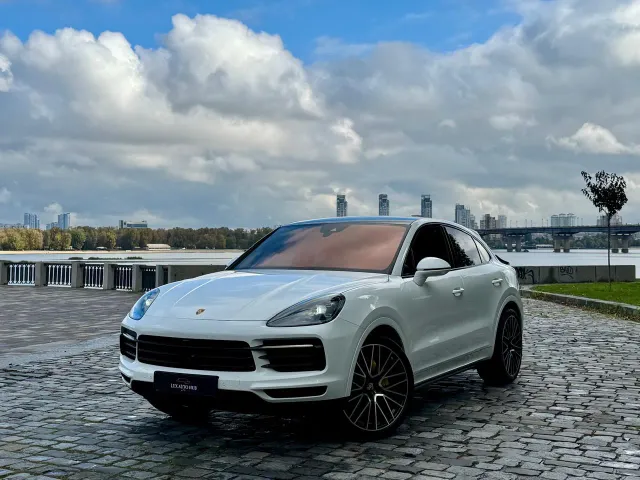 Porsche Cayenne - фото 3
